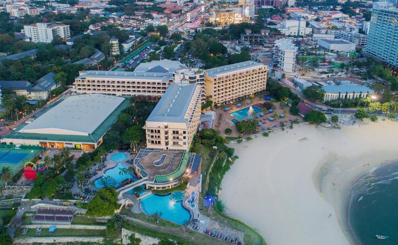 استراحتگاه Dusit Thani Pattaya