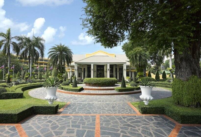 استراحتگاه Dusit Thani Pattaya