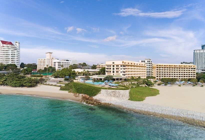 استراحتگاه Dusit Thani Pattaya