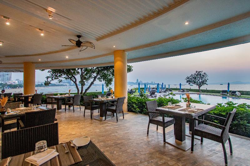 استراحتگاه Dusit Thani Pattaya