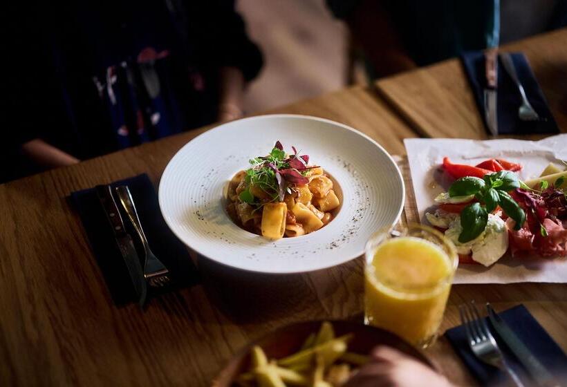 Курорт Naantali Spa