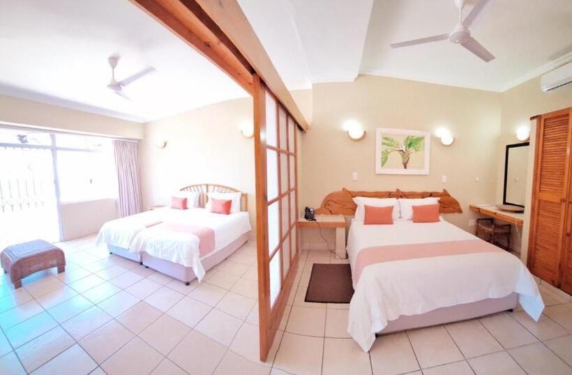 Salt Rock Hotel And Beach Resort