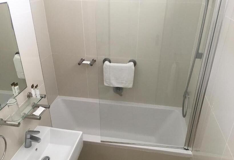 Salt Rock Hotel And Beach Resort