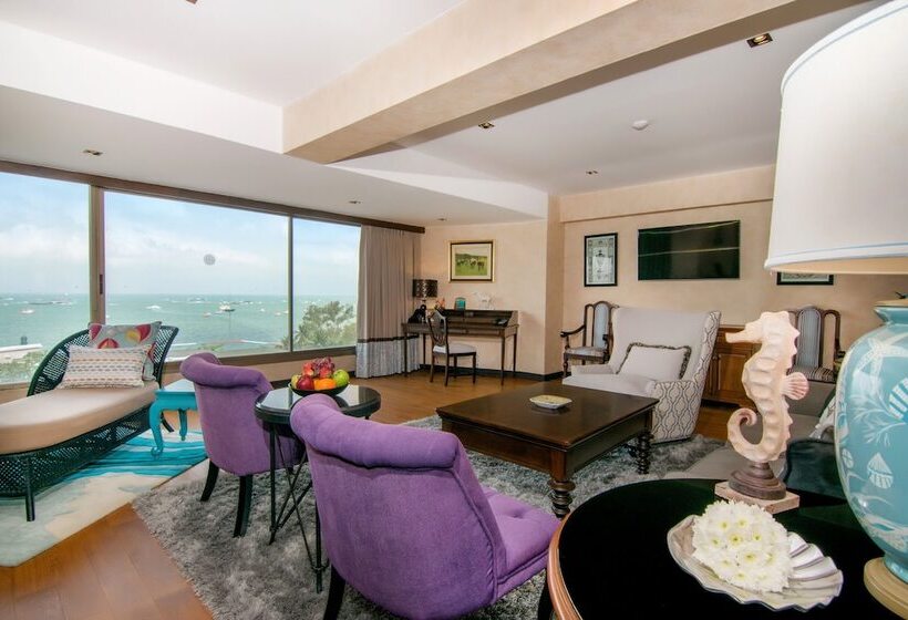 The Bayview Hotel Pattaya