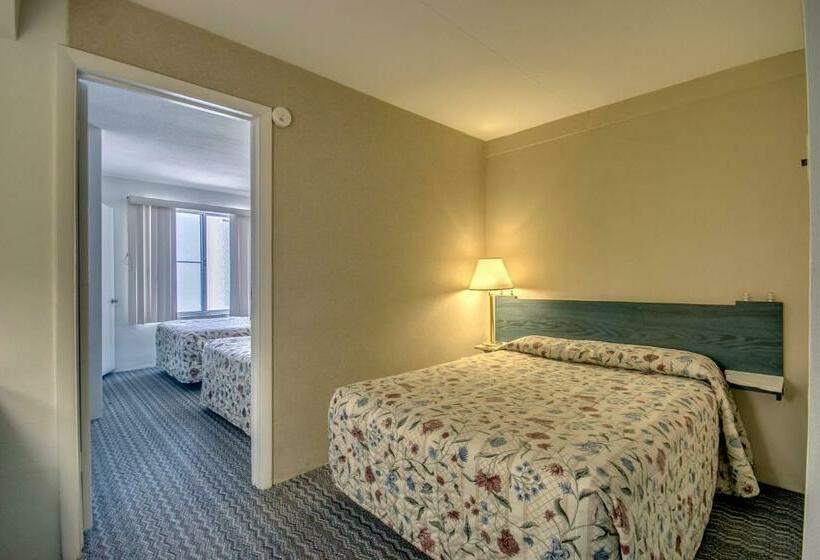 Admiral Resort Motel