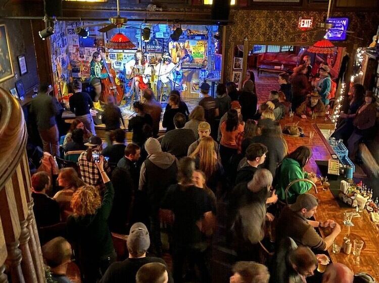 Alaskan Hotel And Bar