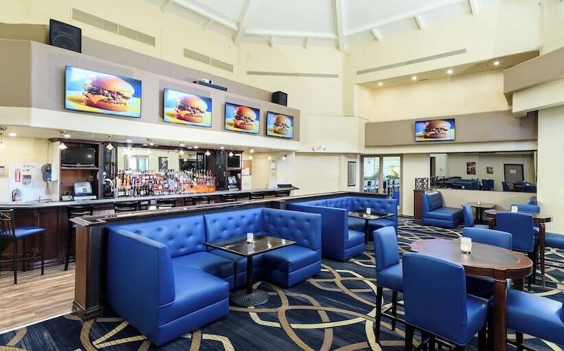 Alexis Park All Suite Resort