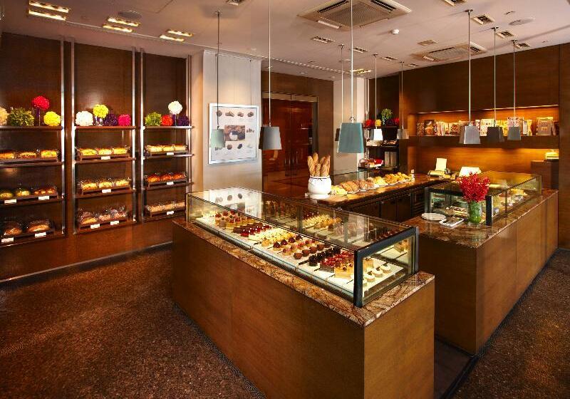 Ambassador Hotel Taipei