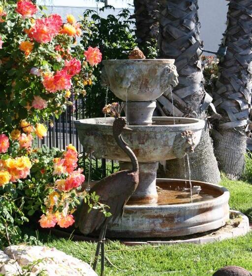 فندق Adelaide Inn