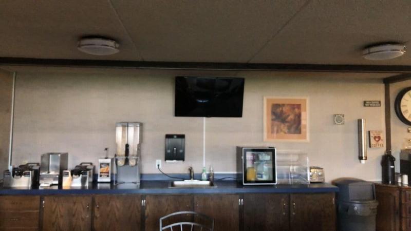 בית מלון כפרי Aero Inn