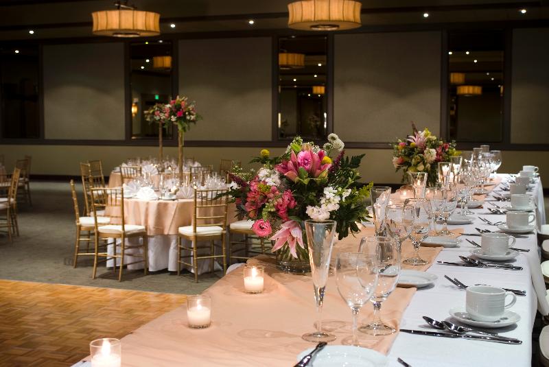 Отель Airtel Plaza