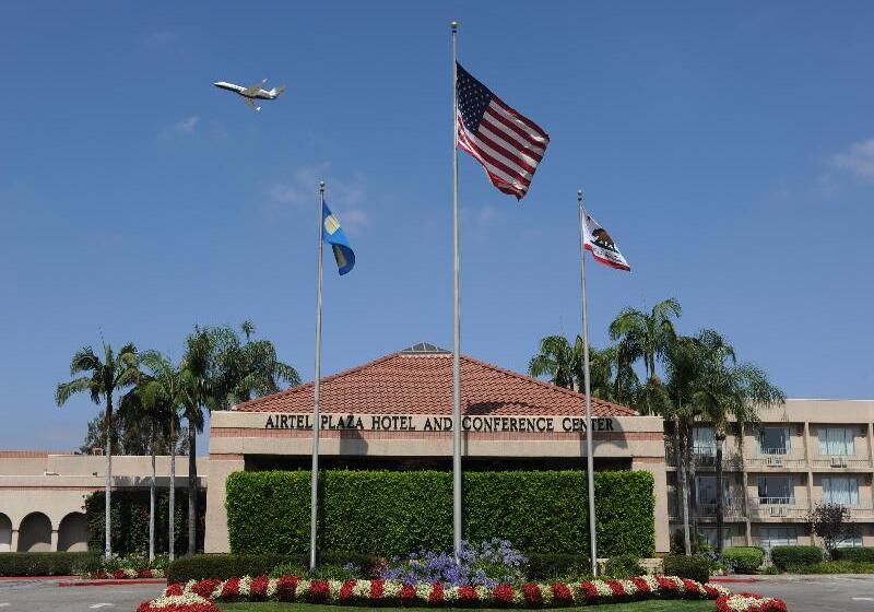 Отель Airtel Plaza