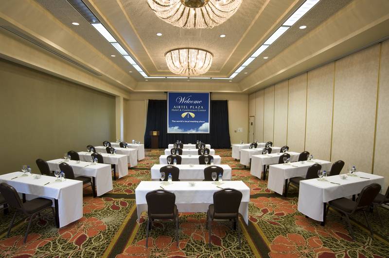 Отель Airtel Plaza