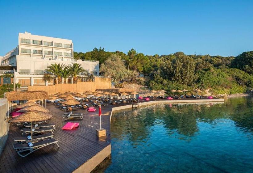 Altin Yunus Hotel & Spa çeşme