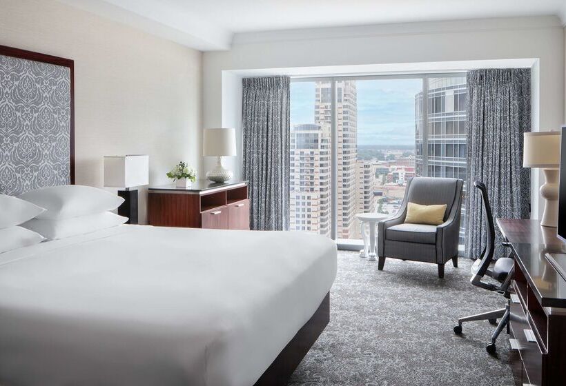 Отель Amway Grand Plazacurio Collection By Hilton