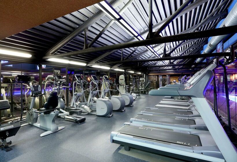 Отель Amway Grand Plazacurio Collection By Hilton