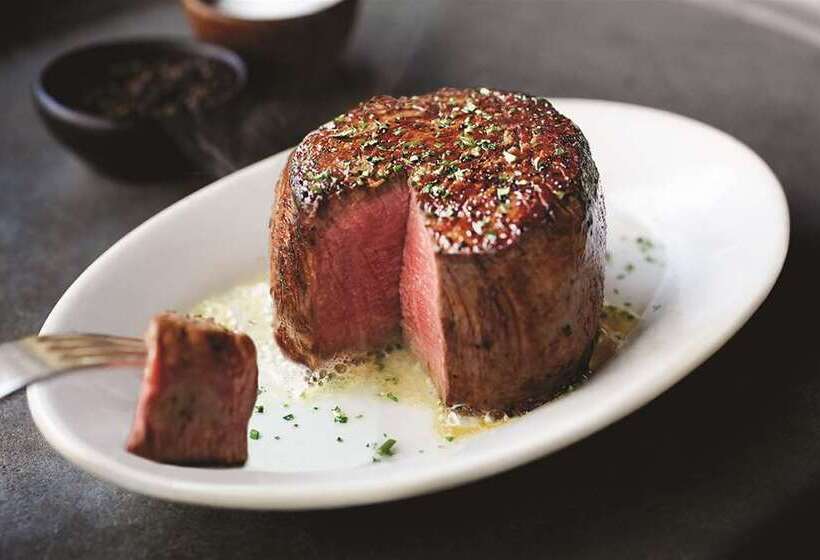 Отель Amway Grand Plazacurio Collection By Hilton