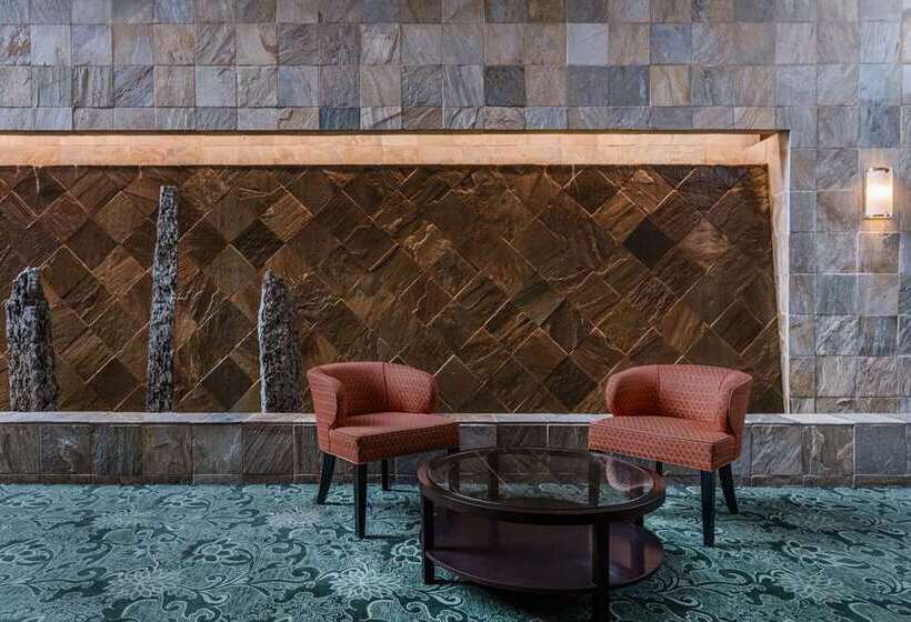 Отель Amway Grand Plazacurio Collection By Hilton