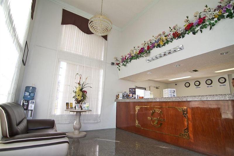 فندق Anaheim Carriage Inn