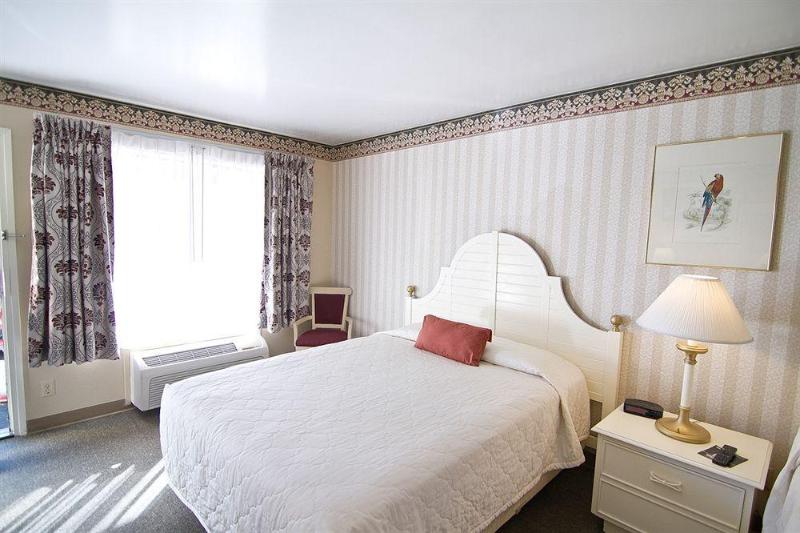 فندق Anaheim Carriage Inn