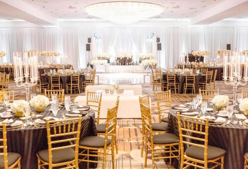 Отель Anaheim Marriott