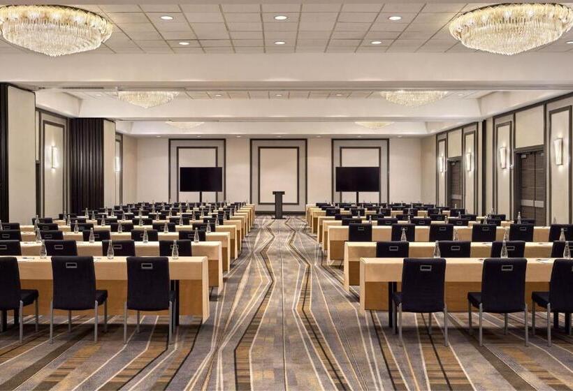 Отель Anaheim Marriott