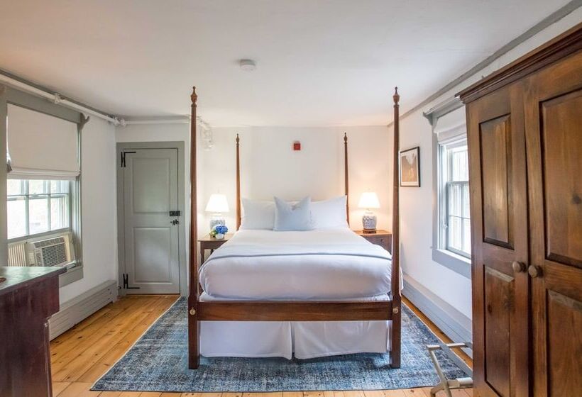 בית מלון כפרי Anchor Inn