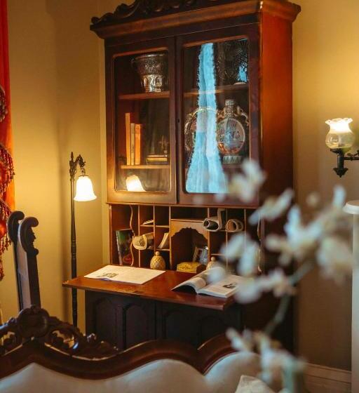 Отель Anchuca Historic Mansion & Inn