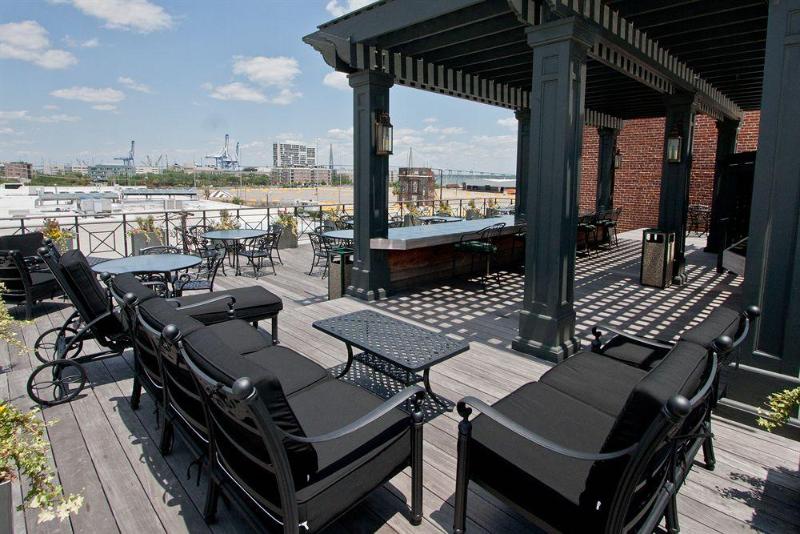 בית מלון כפרי The Ansonborough