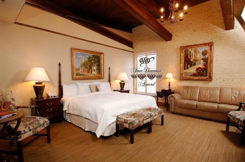 هتل The Ansonborough