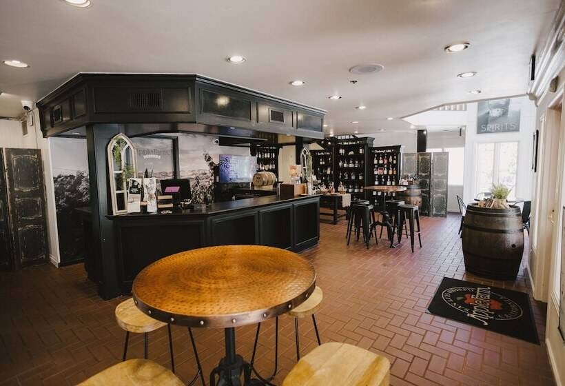 فندق Apple Farm Inn