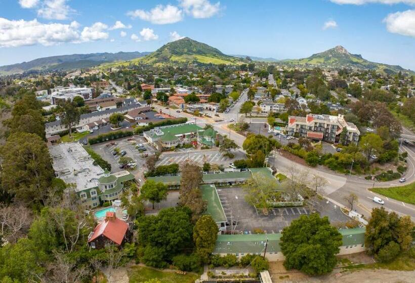 فندق Apple Farm Inn