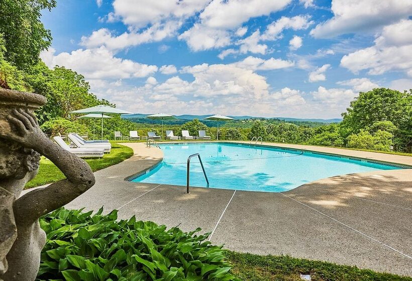 هتل Apple Tree Inn