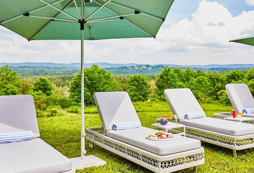 هتل Apple Tree Inn