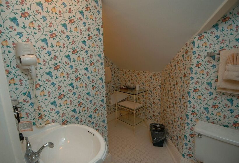 هتل Apple Tree Inn