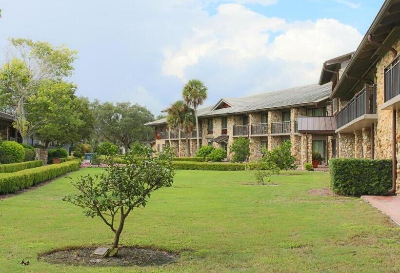 هتل Arnold Palmer S Bay Hill Club & Lodge