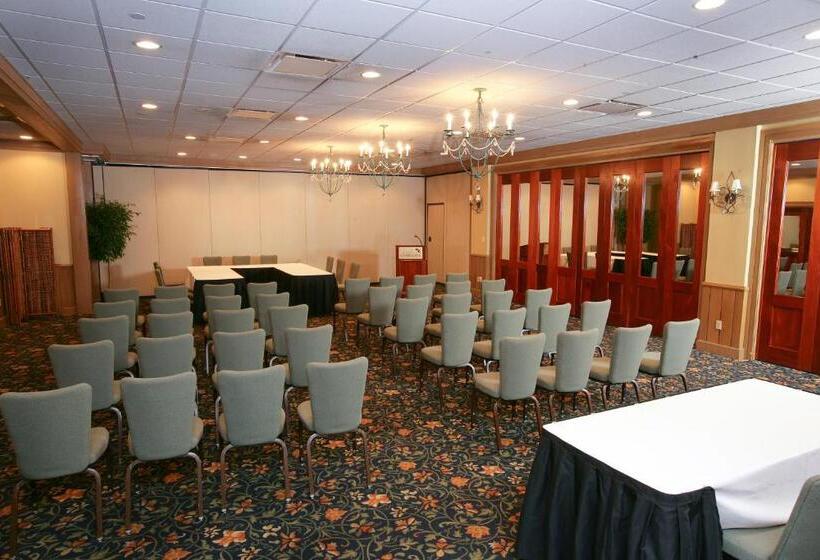 هتل Arnold Palmer S Bay Hill Club & Lodge