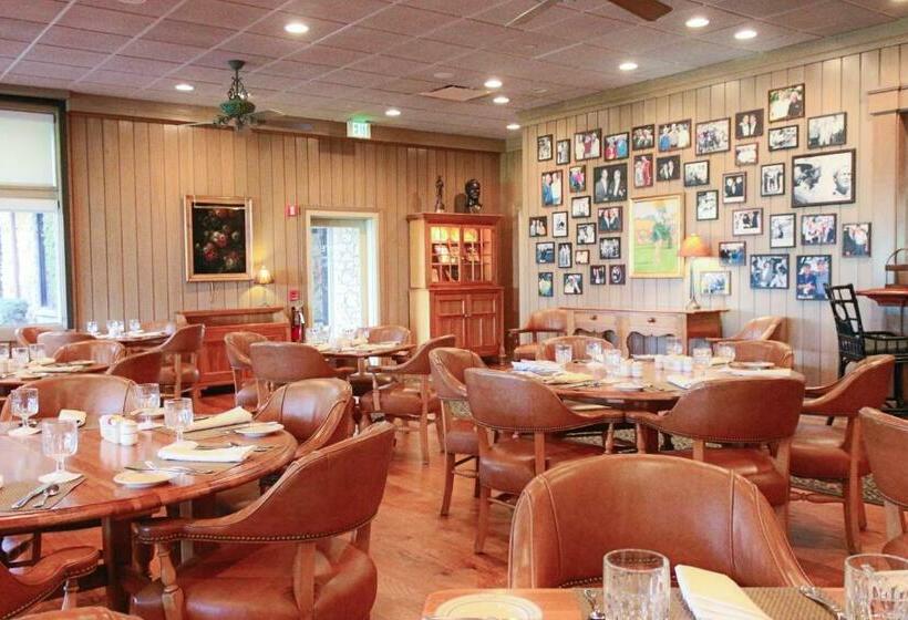 هتل Arnold Palmer S Bay Hill Club & Lodge