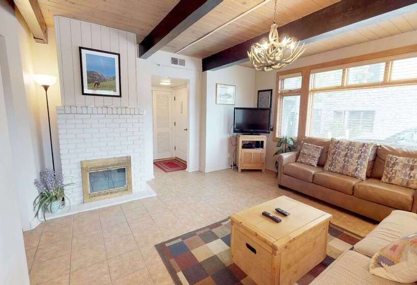 酒店 Aspenwood Condominiums