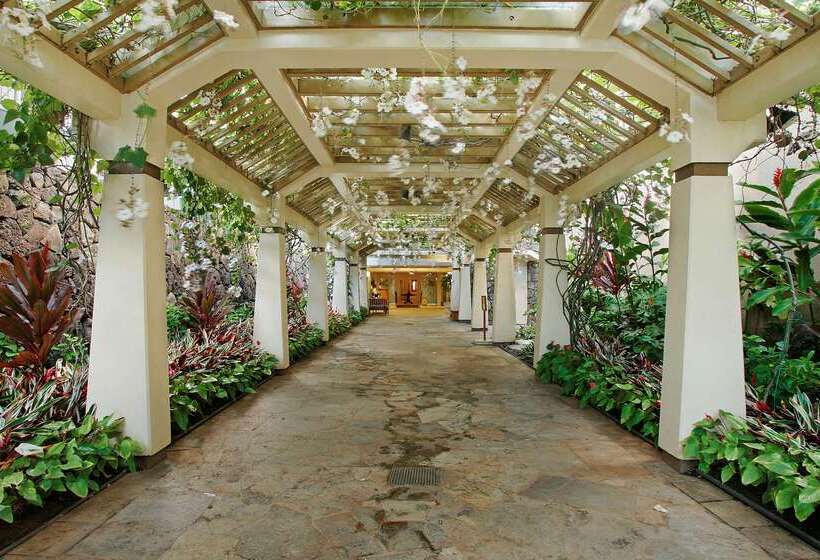 בית מלון כפרי Aston Waikiki Beach Tower