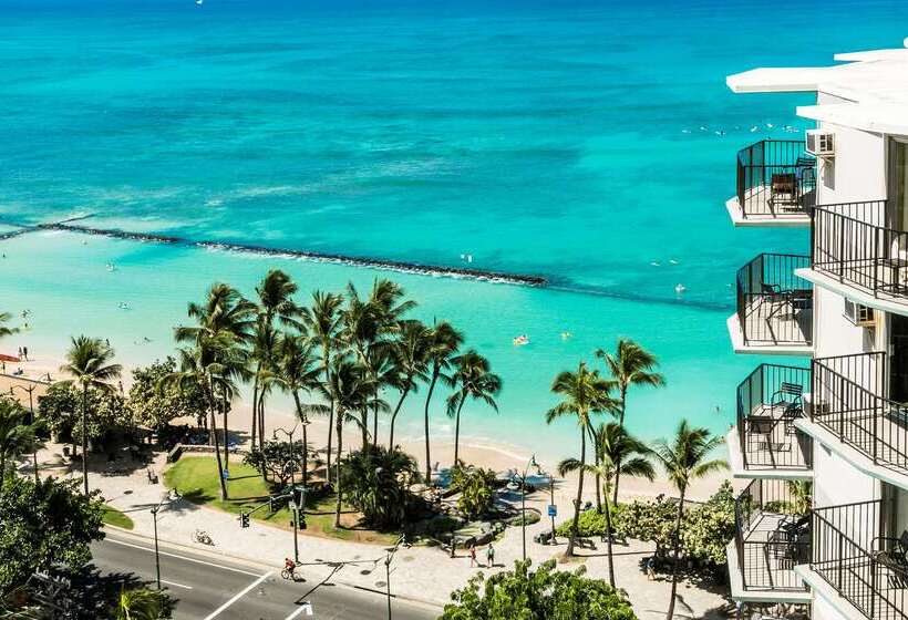 בית מלון כפרי Aston Waikiki Beach Tower