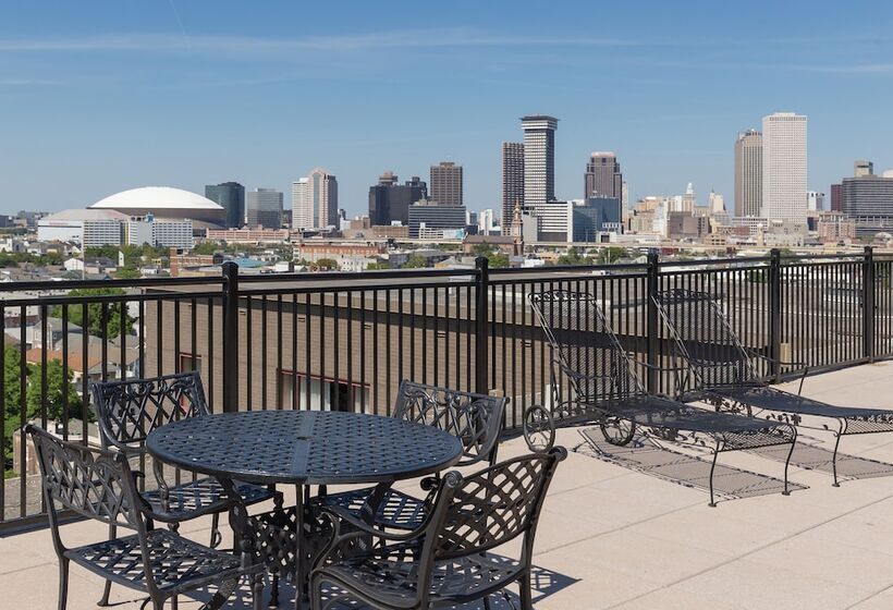 هتل Club Wyndham Avenue Plaza