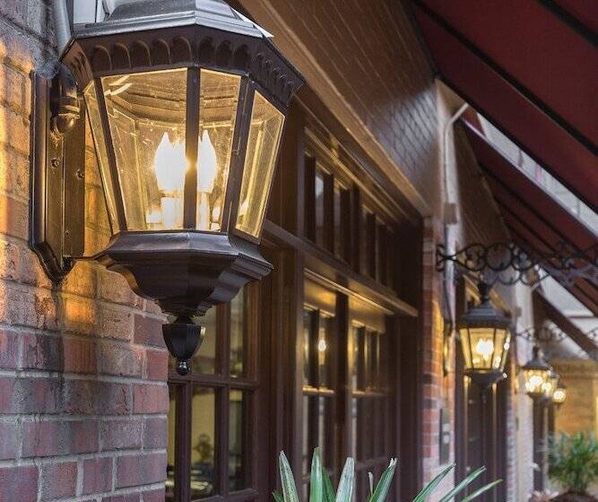 هتل Club Wyndham Avenue Plaza