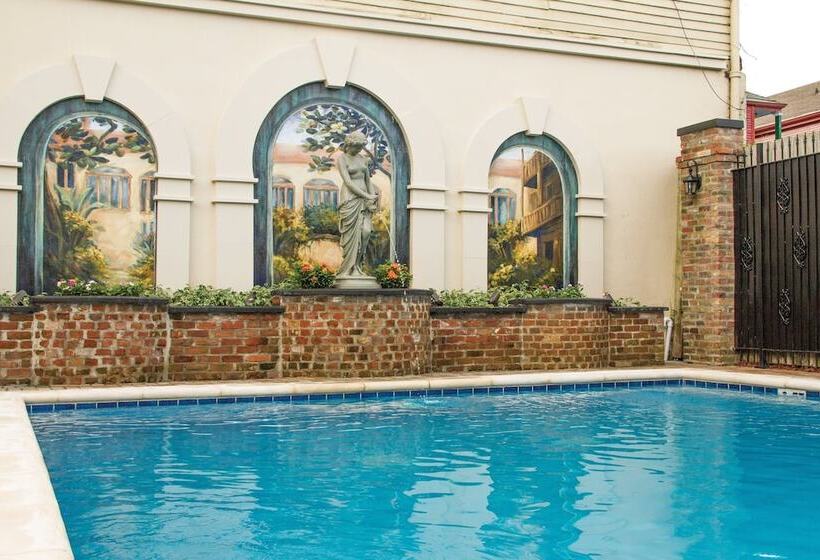 هتل Club Wyndham Avenue Plaza