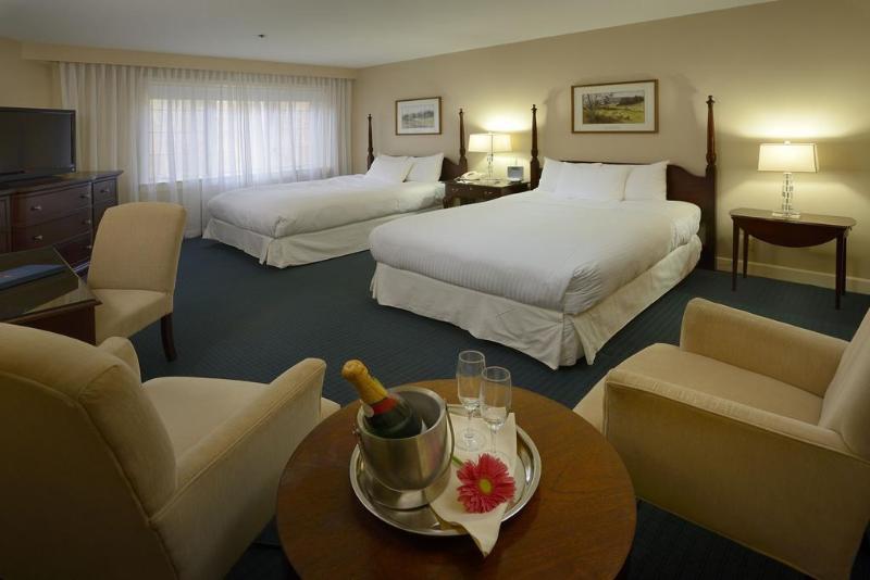 فندق Avon Old Farms