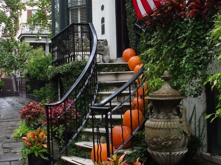 酒店 Ballastone Inn