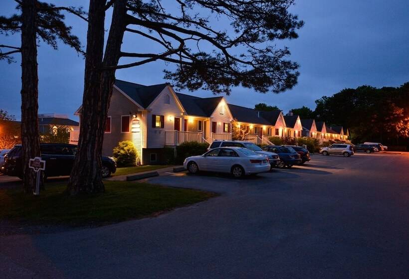Отель Bar Harbor Inn