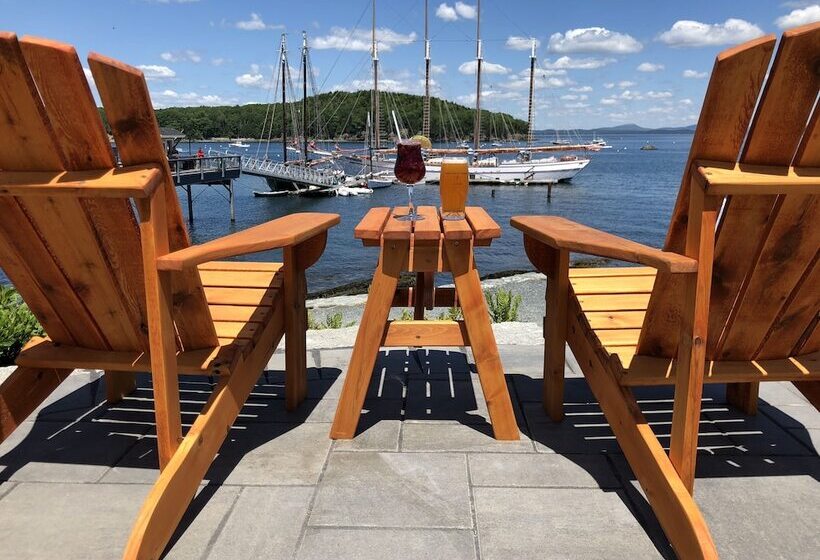 Отель Bar Harbor Inn
