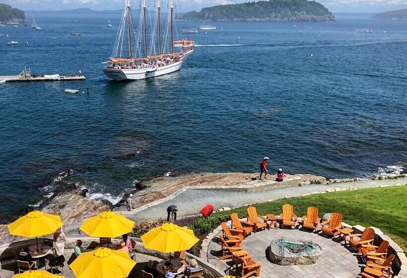 Отель Bar Harbor Inn