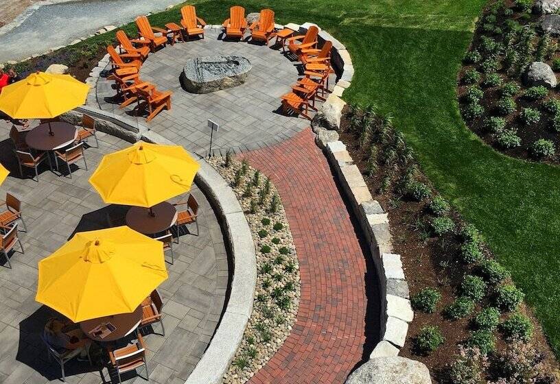 Отель Bar Harbor Inn